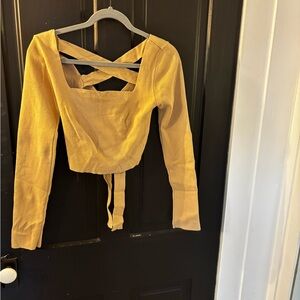 Women’s tan boutique top
